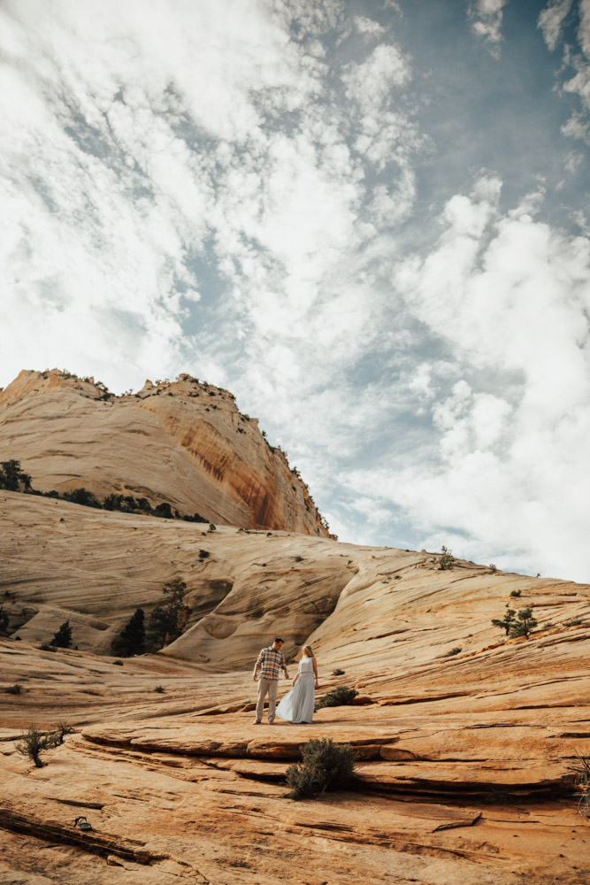 Adventurous couples session in Zion